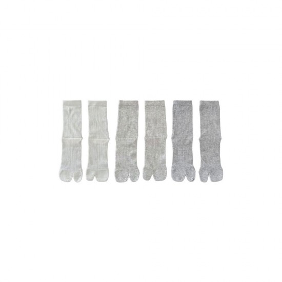 Toe-Separating Crew Socks